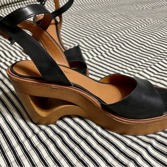 Lucky Brand wedge platform sandal - Picture 3 of 6
